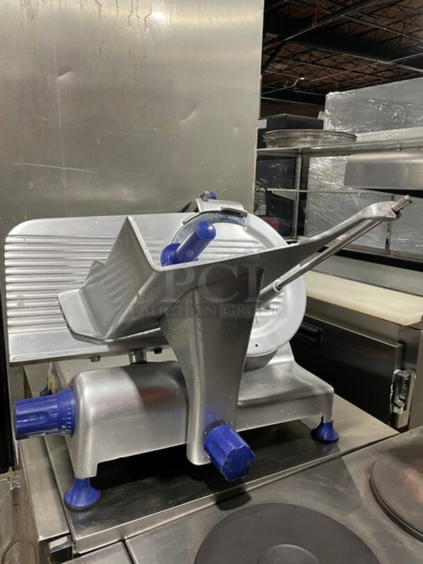 Globe Sir Lawrence Series Commercial Countertop Meat Slicer! All Stainless Steel! 115V 1 Phase! Model: SCR12 SN: 808723! - Image 2 of 9