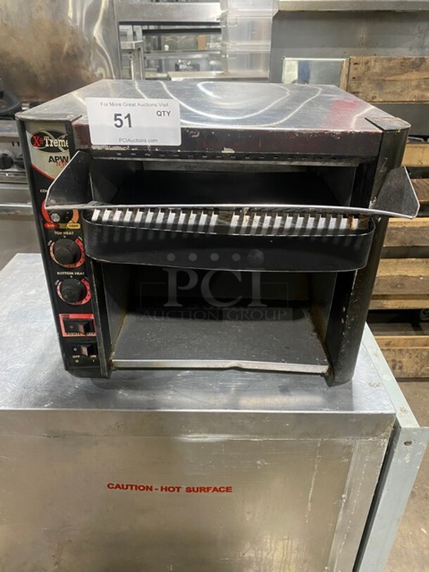 APW Wyott! Conveyor Toaster! MN: XTRM-3H 208V! 60HZ! 1Phase! - Image 1 of 8