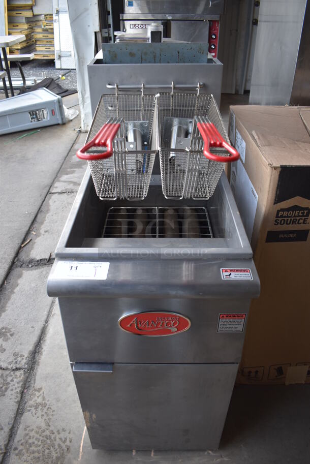 BRAND NEW SCRATCH AND DENT! 2022 CPG FF400-N Stainless Steel Commercial Floor Style Natural Gas Powered Deep Fat Fryer w/ 2 Metal Fry Baskets and Legs. 120,000 BTU. 15.5x30x42