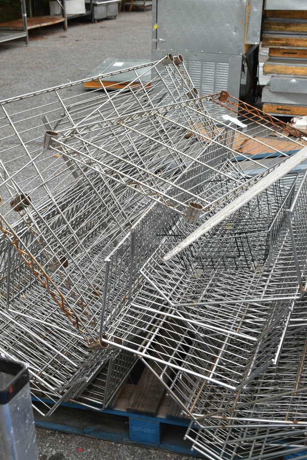 PALLET LOT of Various Chrome Finish Items Including Wire Shelves and Racking - Image 6 of 7