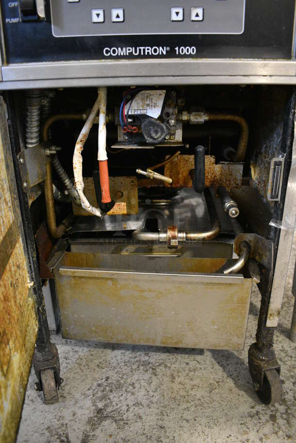 Henny Penny Model 600 Stainless Steel Commercial Floor Style Natural Gas Powered Pressure Fryer on Commercial Casters. 80,000 BTU. 18.5x38x49 - Image 5 of 7