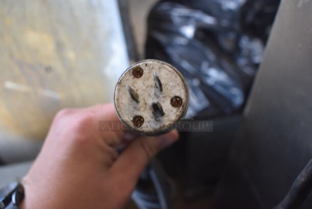 Bevles CS82-CH8 Stainless Steel Commercial 2 Half Size Door Heated Warming Cabinet. 120 Volts, 1 Phase. Tested and Working! - Image 7 of 7