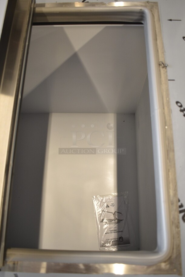BRAND NEW SCRATCH AND DENT! Excellence HFF-12HC Metal Commercial 81" Flip Lid Ice Cream Dipping Cabinet. 115 Volts, 1 Phase. Tested and Working! - Image 4 of 9