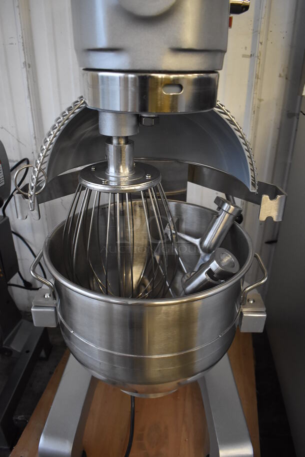 BRAND NEW SCRATCH AND DENT! Galaxy 177GMIX30 Metal Commercial Floor Style 30 Quart Planetary Dough Mixer w/ Stainless Steel Mixing Bowl, Bowl Guard, Dough Hook, Balloon Whisk and Paddle Attachments. 110 Volts, 1 Phase. 20x26x48. Tested and Working! - Image 7 of 11
