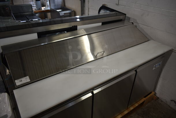 BRAND NEW SCRATCH AND DENT! 2023 Avantco 178SSPT71HC Stainless Steel Commercial Sandwich Salad Prep Table Bain Marie Mega Top. 115 Volts, 1 Phase. Tested and Working! - Image 4 of 11