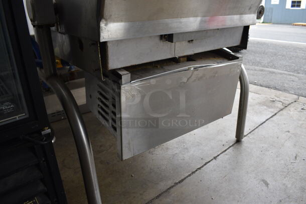 Cleveland Stainless Steel Commercial Propane Powered Floor Style Tilt Skillet/Braising Pan. 125,000 BTU. 115 Volts, 1 Phase. 35x38x43 - Image 12 of 12