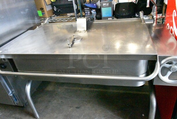 Stainless Steel Commercial Floor Style Electric Powered Braising Tilting Pan. 208-240 Volts, 3 Phase.  - Image 3 of 9