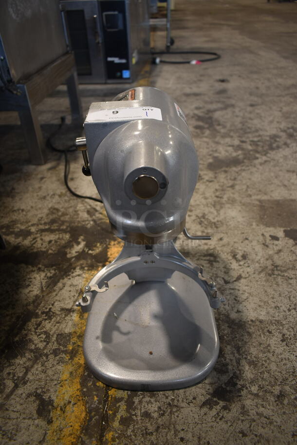 Hobart N50 Metal Commercial Countertop 5 Quart Planetary Dough Mixer. 100-120 Volts, 1 Phase. Tested and Working! - Image 2 of 7
