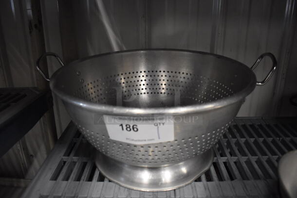 Metal Colander. 19x16x10