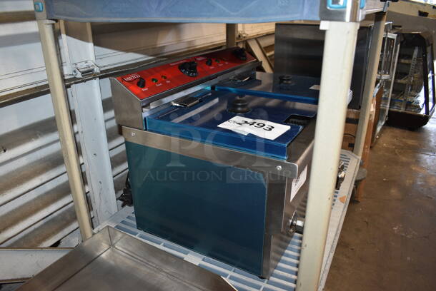 BRAND NEW SCRATCH AND DENT! Avantco F202 30 lb. Dual Tank Medium-Duty Electric Countertop Fryer- 208/240V Tested and Working! - Image 2 of 8