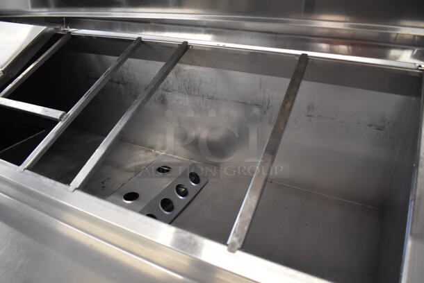 Knight Stainless Steel Commercial Pizza Prep Table Bain Marie on Commercial Casters. 120x39x52. Cannot Test Due To Plug Style - Image 3 of 9