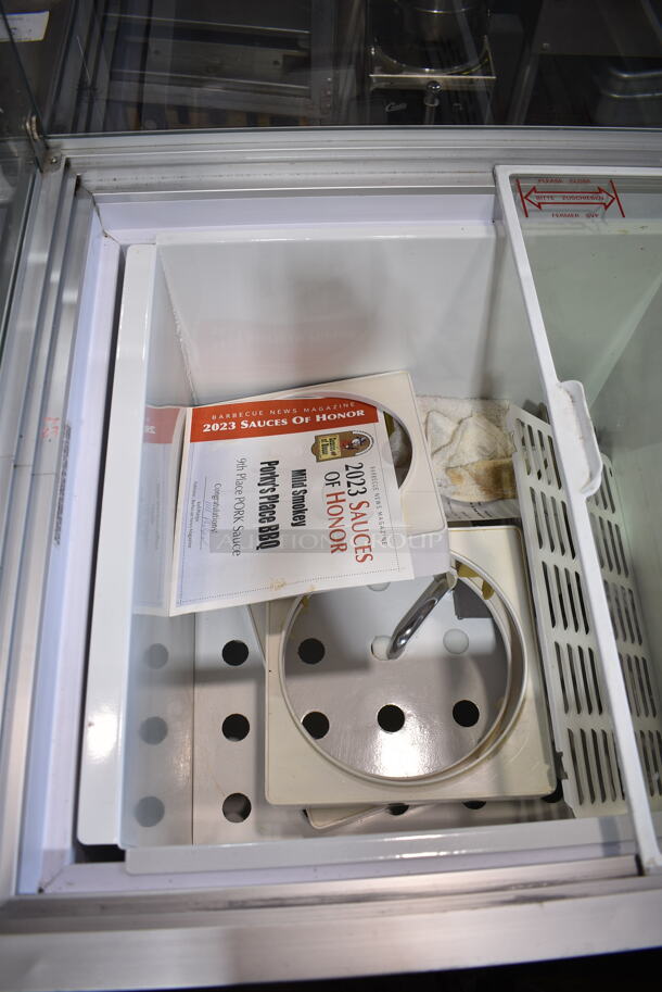 Stajac EDC-8-C Metal Commercial Ice Cream Dipping Cabinet. 115 Volts, 1 Phase. Tested and Powers On But Does Not Get Cold - Image 4 of 6