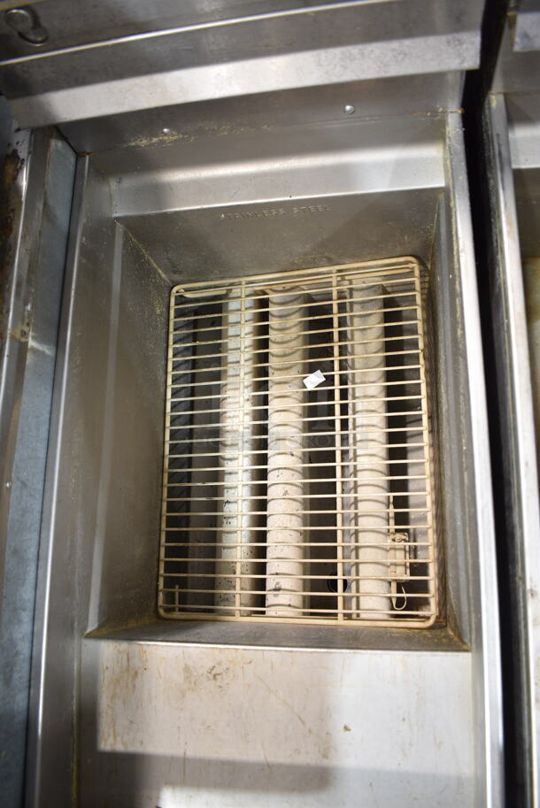 Pitco Frialator SSPG14 Solstice Supreme Stainless Steel Commercial Floor Style Natural Gas Powered Pasta Cooker on Commercial Casters. 60,000 BTU. - Image 3 of 5