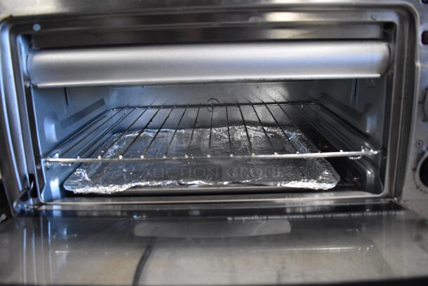 Hamilton Beach Metal Countertop Electric Powered Toaster Oven. 120 Volts, 1 Phase. 18x12x10 - Image 5 of 7