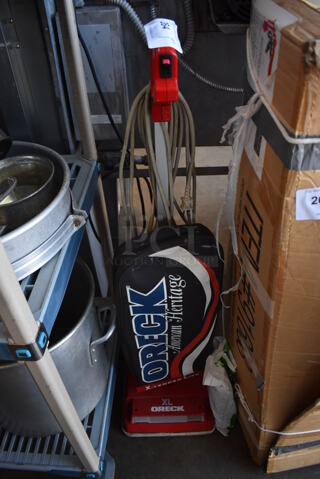 Oreck Commercial XL U2650HHRSQ Vacuum Cleaner. 120 Volts, 1 Phase. 13x9x48. Tested and Working!