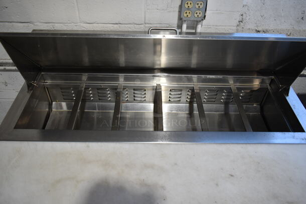 Avantco 178APT48HC Stainless Steel Commercial Sandwich Salad Prep Table Bain Marie Mega Top on Commercial Casters. 115 Volts, 1 Phase. Tested and Working! - Image 4 of 7