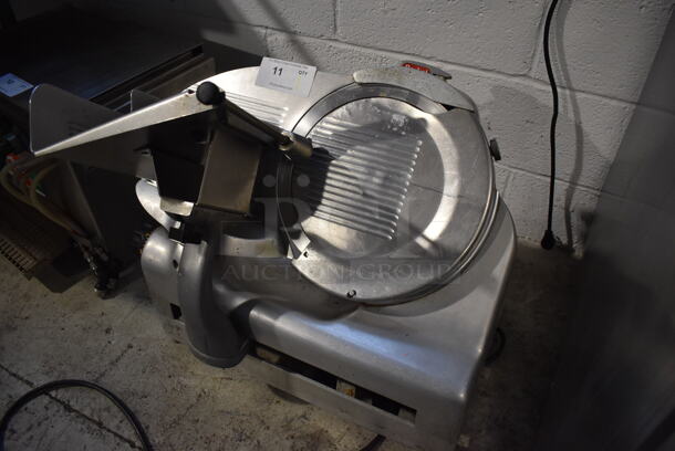 Berkel 818 Stainless Steel Commercial Countertop Automatic Meat Slicer w/ Blade Sharpener. 115 Volts, 1 Phase. 26x17x34. Tested and Working! - Image 2 of 7