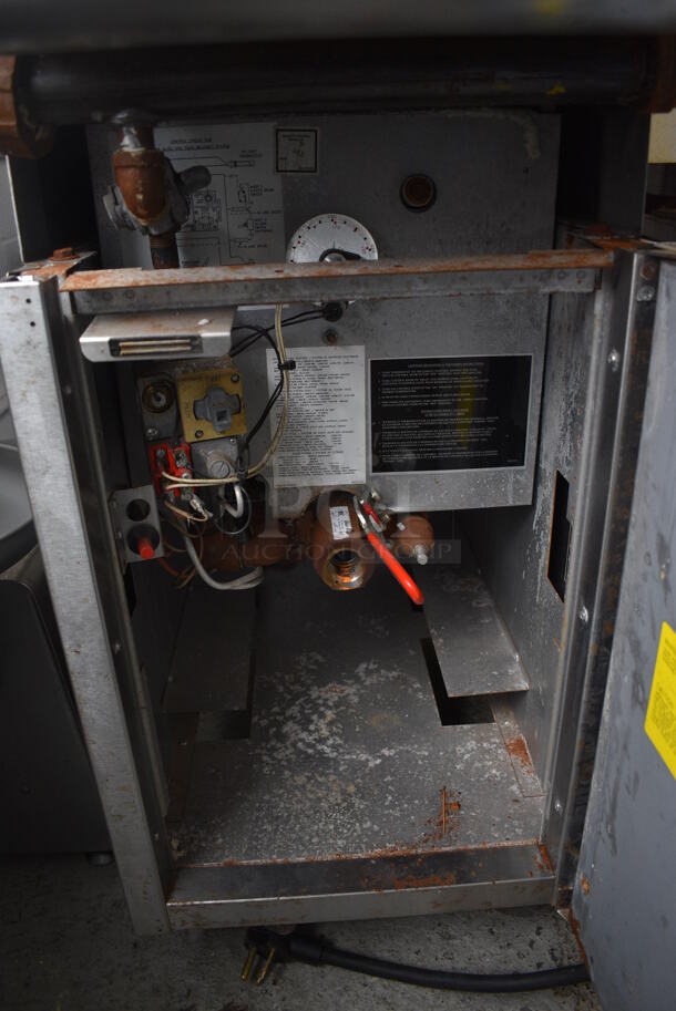 Garland Model M35SS Stainless Steel Commercial Floor Style Natural Gas Powered Deep Fat Fryer. 110,000 BTU. 17x38x43.5 - Image 5 of 6