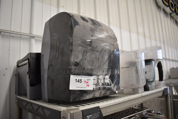 ALL ONE MONEY! Tier Lot of Various Poly Items Including Paper Towel Dispensers, Pitchers - Image 4 of 4