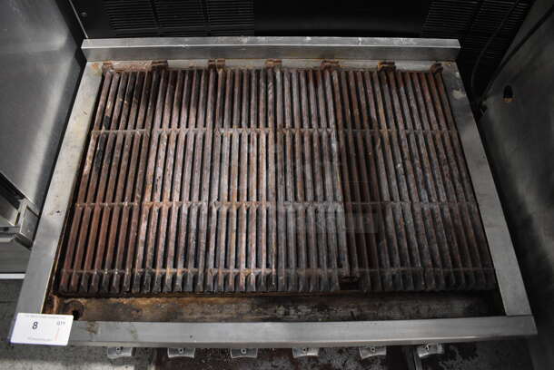 Vulcan Stainless Steel Commercial Countertop Natural Gas Powered Charbroiler Grill. 36x28x15 - Image 5 of 6