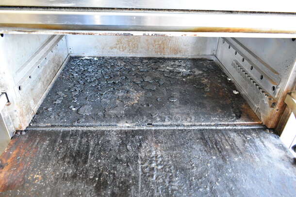 2 2021 Blodgett 966 Stainless Steel Commercial Natural Gas Powered Single Deck Pizza Oven. 50,000 BTU. 2 Times Your Bid! - Image 5 of 8