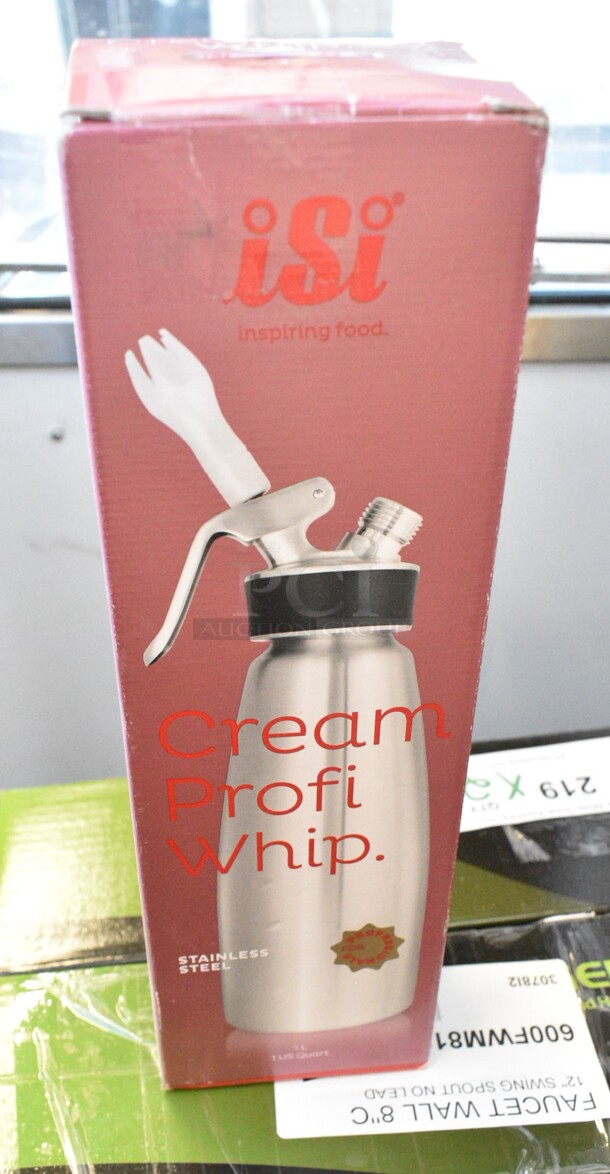 BRAND NEW SCRATCH AND DENT! iSi 173001 Cream Profi Stainless Steel Whipped Cream Dispenser  - Image 2 of 4