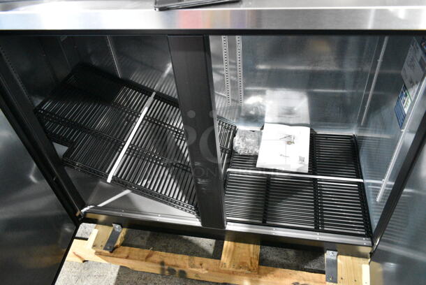 BRAND NEW SCRATCH AND DENT! 2024 True TBB-2G-HC-LD Metal Commercial 2 Door Back Bar Refrigerator with LED Lighting. 115 Volts, 1 Phase. Tested and Powers On But Does Not Get Cold - Image 4 of 9