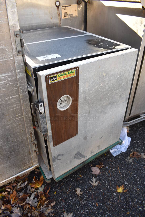 Cres-Cor Crown-X Metal Commercial Holding Cabinet on Commercial Casters. 25x30x32 - Image 3 of 5