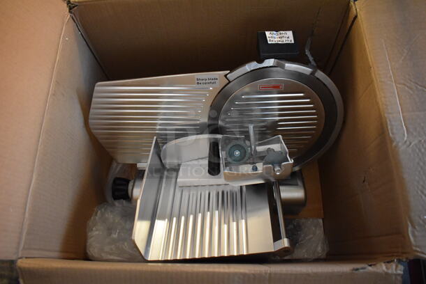 BRAND NEW IN BOX! Avantco SL312 Stainless Steel Commercial Countertop Meat Slicer w/ Blade Sharpener. 115 Volts, 1 Phase. 23x18x17. Tested and Working! - Image 7 of 9