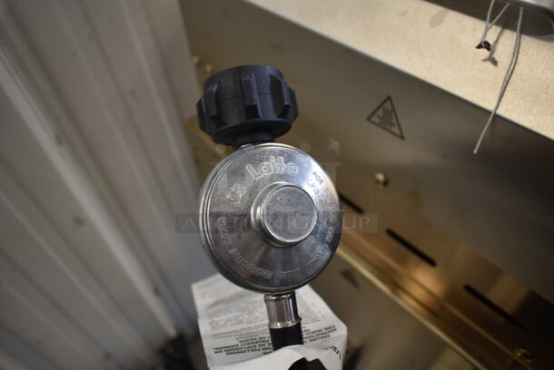 LIKE NEW! 2022 Backyard Pro 554LPG36 Stainless Steel Commercial Propane Gas Powered Outdoor Grill w/ Under Shelf on Commercial Casters. Tested and Working! - Image 6 of 11