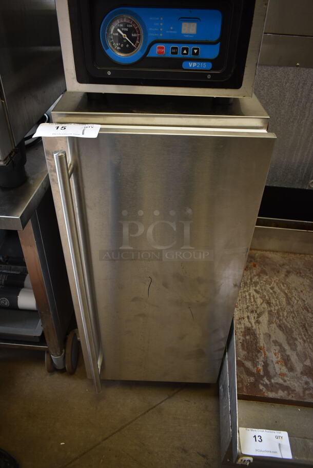 General Electric GE UCC15NJBII Stainless Steel Self Contained Undercounter Ice Machine. 115 Volts, 2 Phase. 