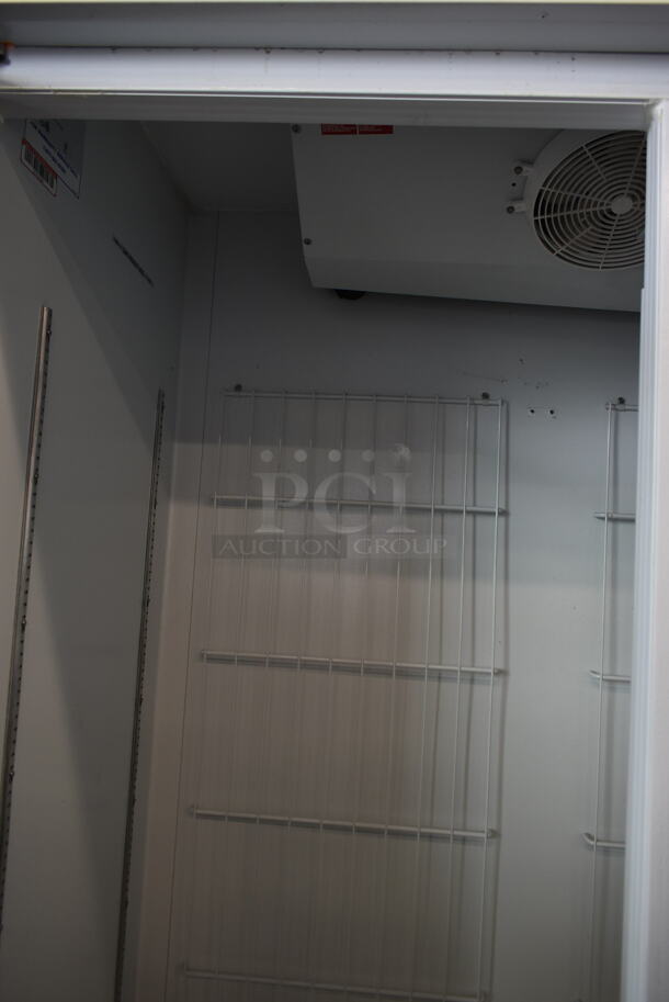 Master-Bilt MBGFP74-HG Metal Commercial 3 Door Reach In Freezer Merchandiser w/ Poly Coated Racks. 115/208-230 Volts, 1 Phase. Tested and Working! - Image 5 of 12
