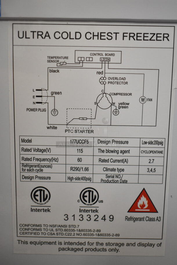 BRAND NEW SCRATCH AND DENT! 2024 Galaxy 177UCF5 Metal 5.1 Cu. Ft. White Chest Freezer on Commercial Casters. 115-120 Volts, 1 Phase. Tested and Working! - Image 9 of 9
