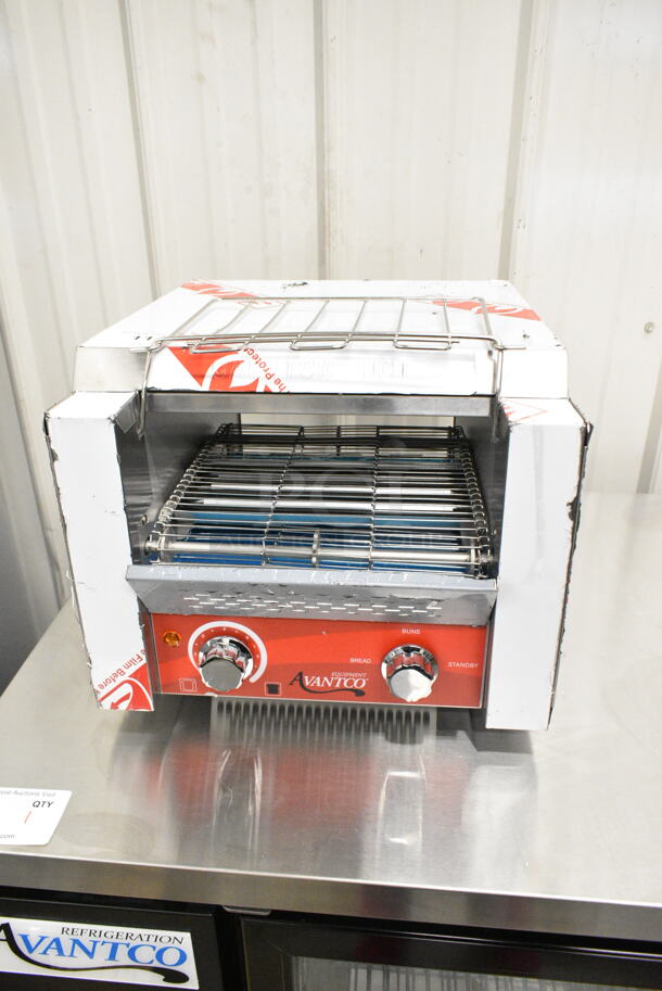 BRAND NEW SCRATCH AND DENT! 2023 Avantco 184T140 Stainless Steel Commercial Countertop 10" Wide Conveyor Toaster with 3" Opening. 300 Slices per Hour. 120 Volts, 1 Phase. Tested and Working! - Image 8 of 9