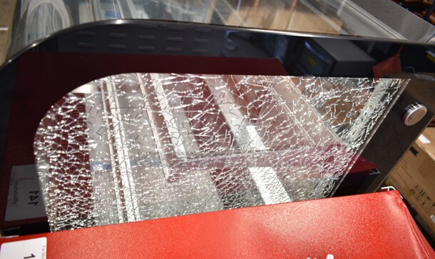 BRAND NEW SCRATCH AND DENT! Avantco 193BC72HCB 72" Curved Glass Black Refrigerated Bakery Display Case. See Pictures for Side Glass Damage. 110-120 Volts, 1 Phase. Tested and Working! - Image 4 of 11