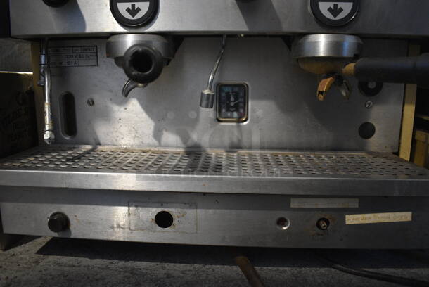 Faema Stainless Steel Commercial Countertop 2 Group Espresso Machine w/ 2 Portafilters and Steam Wand. 220 Volts. 24x22x18 - Image 4 of 5