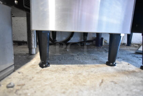 Bunn ICDD-3 Stainless Steel Commercial Countertop Reservoir.  - Image 3 of 5