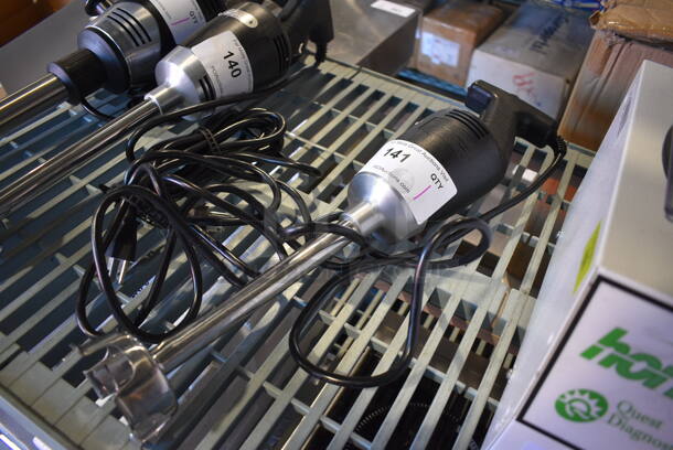 Waring Model WSB40 Stainless Steel Commercial Immersion Blender. 120 Volts, 1 Phase. 4x4x20.5. Tested and Working!