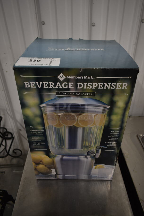 BRAND NEW IN BOX! Members Mark Beverage Holder Dispenser. 