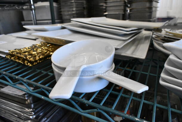 ALL ONE MONEY! Lot of Various Ceramic Dishes.  - Image 10 of 12