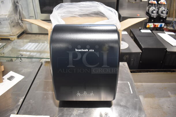 BRAND NEW IN BOX! Boardwalk Black Poly Wall Mount Paper Towel Dispenser.