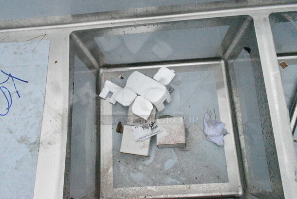 BRAND NEW SCRATCH AND DENT! Regency 600S22424218 Stainless Steel Commercial 2 Bay Sink w/ Dual Drain Boards. No Legs. Bays 24x24. Drain Boards 16.5x26 - Image 7 of 9
