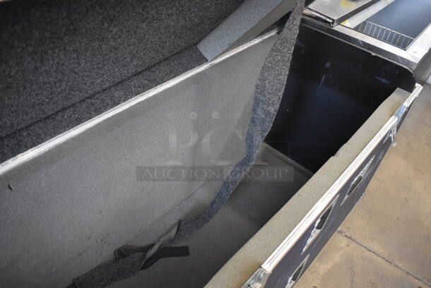 Blue Portable Case on Commercial Casters. 80x24x33 - Image 6 of 6