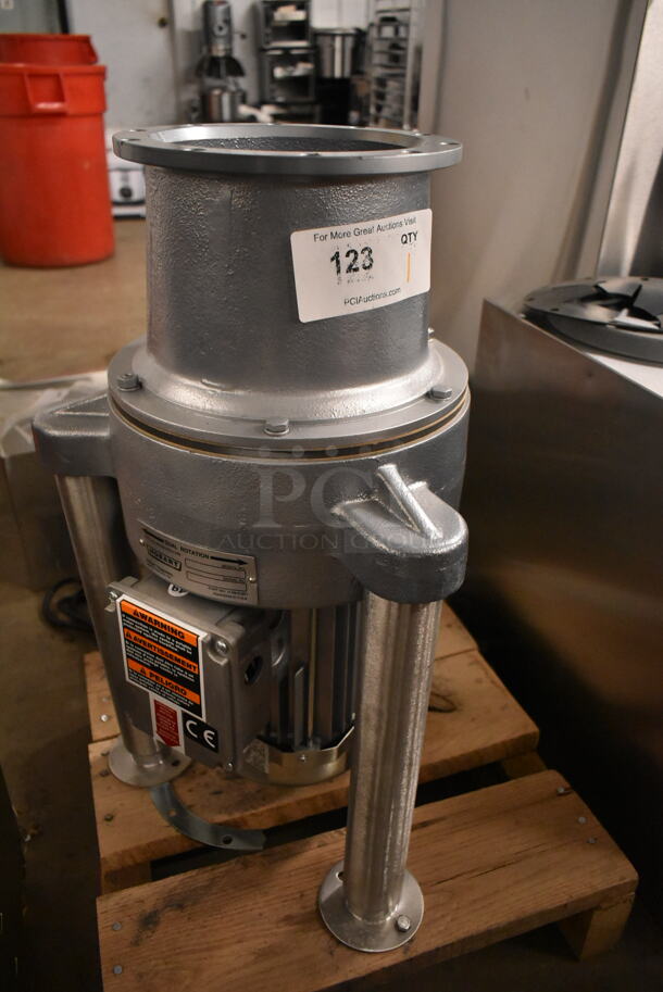 BRAND NEW SCRATCH AND DENT! Hobart FD4/150-1 Commercial Garbage Disposer with Adjustable Flanged Feet. 208-230/460 Volts. - Image 7 of 10