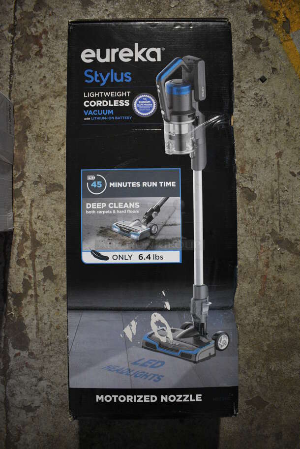 IN ORIGINAL BOX! Eureka Stylus Vacuum Cleaner