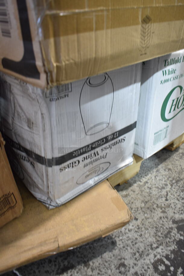 PALLET LOT of 42 BRAND NEW Boxes Including 127CH12F Choice 12 oz. Clear RPET Tall Hinged Deli Container - 200/Case, 966TALLFLDB Choice White Tall-Fold 6" x 13" Dispenser Napkin - 8000/Case, 15909144 Araven 09144 ColorClip 6 Gallon / 96 Cup Polypropylene Light-Duty Shelf Ingredient Bin, 8 Box 612W65 Choice Insulated Foil Sandwich Wrap Sheets 14" x 16" - 1000/Case, 5002CPTEC Lavex 2-Ply White Center Pull Economy Paper Towel Roll, 500 Sheets / Roll - 6/Case, 5002CPTENAT Lavex 2-Ply Natural Kraft Center Pull Paper Towel 510' Roll - 6/Case, Visions Stemless White Plastic Glasses, Dinex DX11870174 Clear Dome Disposable Lid for Dinex DXSWC6 6 oz. Clear Tulip Bowls, Dinex DXSWC8 8 oz. Clear Tulip Bowls, Carlisle 4531 5 oz. Tulip Dish, and Carlisle 4535 8 oz. Clear Tulip Bowls - 1000/Case, 245CB10 Choice 10" x 10" x 2" White Customizable Corrugated Plain Pizza Box - 50/Bundle, 2 Box 966UPWIDEKFT-500 OneUp by Choice Kraft 2-Ply Wide Interfold 6 1/2" x 8 1/2" Dispenser Napkin - 6000/Case. 42 Times Your Bid! - Image 9 of 12