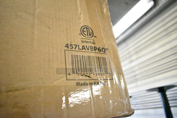 BRAND NEW SCRATCH AND DENT! Lavex 457LAVBP6QT 6 Qt. Backpack Vacuum with HEPA Filtration and 8-Piece Tool Kit. Tested and Working! - Image 3 of 3