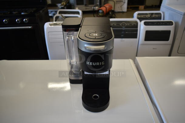 Keurig K910 Metal Countertop Single Cup Coffee Machine. 120 Volts, 1 Phase.