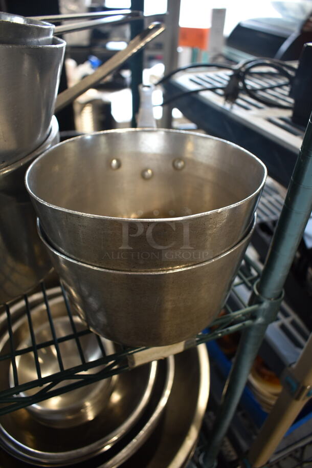 ALL ONE MONEY! Lot of Various Metal Sauce Pans. - Image 4 of 5