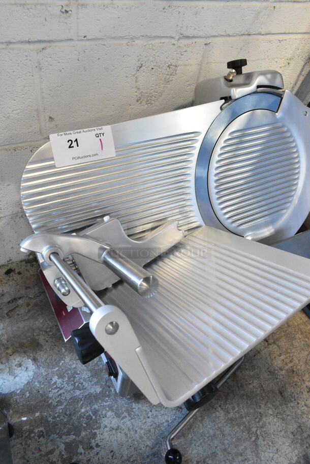 BRAND NEW SCRATCH AND DENT! Estella 348SLAS13 Stainless Steel Commercial Countertop 13" Heavy-Duty Automatic Meat Slicer with Manual Use Option and Scale. 115 Volts, 1 Phase. Tested and Working! - Image 4 of 10